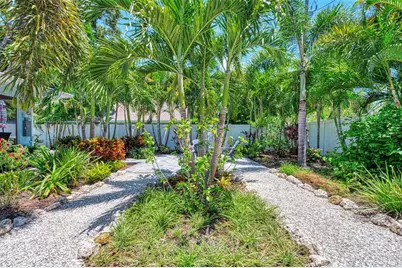 1858 Boyce #A, Sarasota, FL 34239 - Photo 35