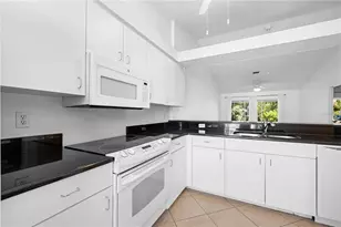 630 N Jefferson Ave, Sarasota, FL 34237 - Photo 15