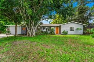 2488 Davis Blvd, Sarasota, FL 34237 - Photo 3