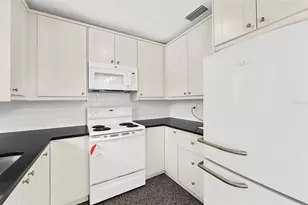 2488 Davis Blvd, Sarasota, FL 34237 - Photo 13