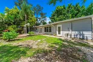 2488 Davis Blvd, Sarasota, FL 34237 - Photo 35