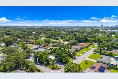 2488 Davis Boulevard, Sarasota, FL 34237 - Photo 45