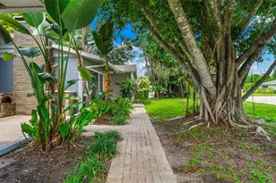 2488 Davis Blvd, Sarasota, FL 34237 - Photo 5
