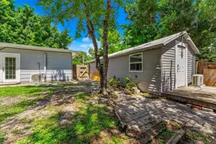 2488 Davis Blvd, Sarasota, FL 34237 - Photo 43