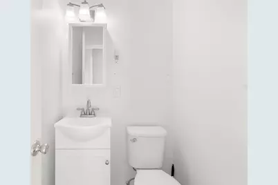 2488 Davis Boulevard, Sarasota, FL 34237 - Photo 23