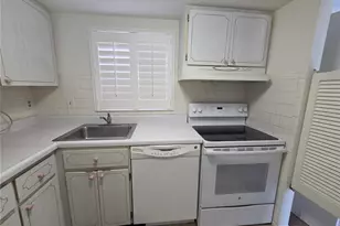 1542 Leisure Dr, Bradenton, FL 34207 - Photo 7