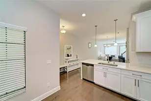 4991 Oarsman Ct, Sarasota, FL 34243 - Photo 9