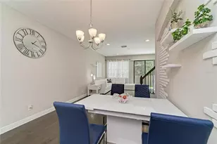 4991 Oarsman Ct, Sarasota, FL 34243 - Photo 11