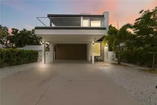 1671 Arlington St, Sarasota, FL 34239 - Photo 1