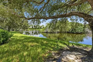 6892 Approach Rd, Sarasota, FL 34238 - Photo 27