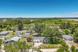 220 29th St E, Palmetto, FL 34221 - Photo 11