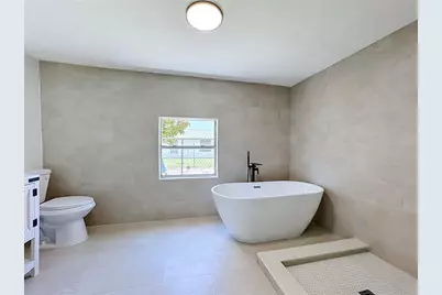 220 29th Street E, Palmetto, FL 34221 - Photo 29