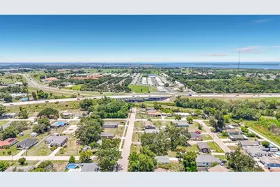 220 29th Street E, Palmetto, FL 34221 - Photo 47