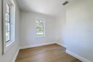 220 29th St E, Palmetto, FL 34221 - Photo 31