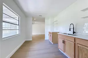 220 29th St E, Palmetto, FL 34221 - Photo 23