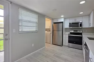2515 Bayshore Gardens Pkwy, Bradenton, FL 34207 - Photo 3