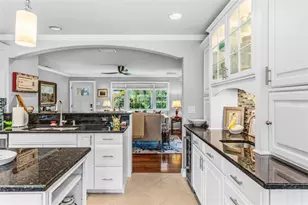 1907 Magnolia St, Sarasota, FL 34239 - Photo 25