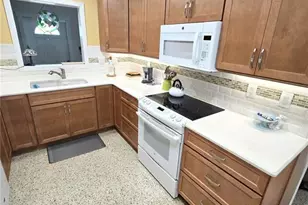 5116 13th Ave Dr W, Bradenton, FL 34209 - Photo 5