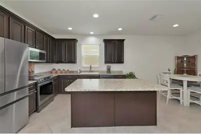 7711 110th Avenue E, Parrish, FL 34219 - Photo 11