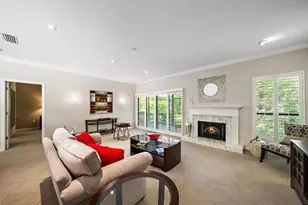 4942 Kestral Park Cir, Sarasota, FL 34231 - Photo 23
