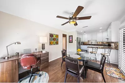 4942 Kestral Park Circle #10, Sarasota, FL 34231 - Photo 15