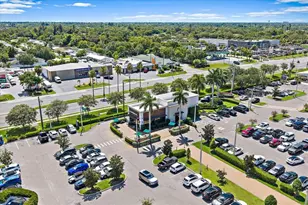 4942 Kestral Park Cir, Sarasota, FL 34231 - Photo 51