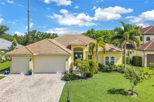 5321 Silver Leaf Ln, Sarasota, FL 34233 - Photo 1