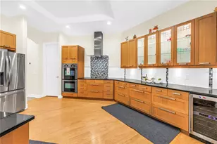 5321 Silver Leaf Ln, Sarasota, FL 34233 - Photo 13