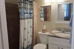 809 Russell Ln, Brandon, FL 33510 - Photo 7