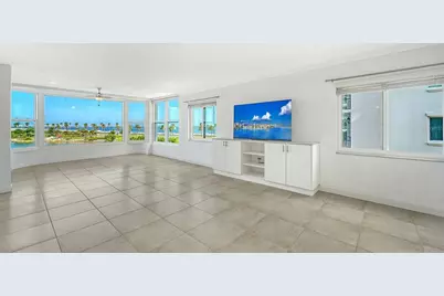 174 Golden Gate Point #43, Sarasota, FL 34236 - Photo 5