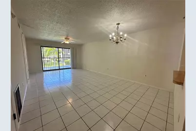 7205 Curtiss Avenue #2B, Sarasota, FL 34231 - Photo 9