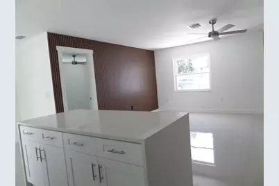 4925 Silk Oak Drive, Sarasota, FL 34232 - Photo 9