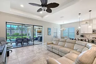 8716 Amaretto Ave, Sarasota, FL 34238 - Photo 5