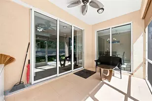 7707 33rd St E, Sarasota, FL 34243 - Photo 35