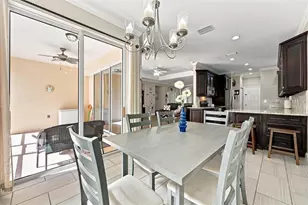 7707 33rd St E, Sarasota, FL 34243 - Photo 11