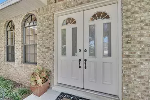 4739 Spring Meadow Ln, Sarasota, FL 34233 - Photo 5