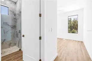 2345 Temple St, Sarasota, FL 34239 - Photo 55