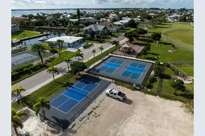 507 59th Street, Bradenton Beach, FL 34217 - Photo 25