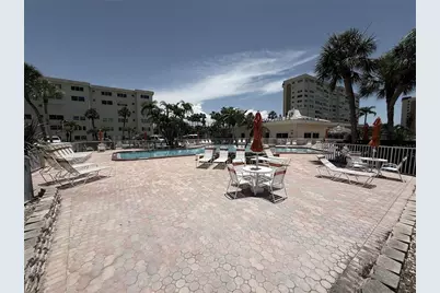 4525 Cove Circle #1107, Saint Petersburg, FL 33708 - Photo 17