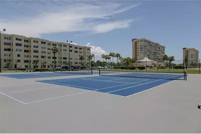 4525 Cove Circle #1107, Saint Petersburg, FL 33708 - Photo 13