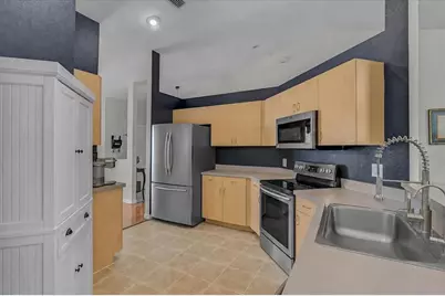 5904 33rd Drive E, Palmetto, FL 34221 - Photo 5