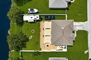 5904 33rd Dr E, Palmetto, FL 34221 - Photo 3