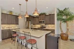 708 Rosemary Cir, Bradenton, FL 34212 - Photo 13