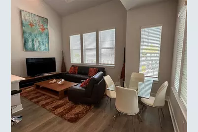 2328 Lindstrom Street, Sarasota, FL 34237 - Photo 9