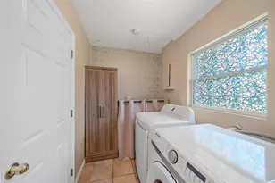 3338 Bailey St, Sarasota, FL 34237 - Photo 17