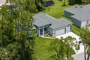 18374 Elgin Ave, Port Charlotte, FL 33948 - Photo 49