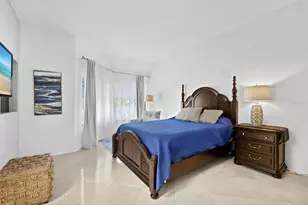 1906 Harbourside Dr, Longboat Key, FL 34228 - Photo 25