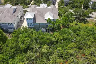 311 Sapphire Lake Dr, Bradenton, FL 34209 - Photo 3