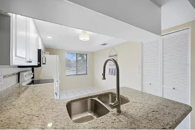 7858 Eagle Creek Drive #7442, Sarasota, FL 34243 - Photo 9