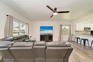 3220 37th Terrace E, Bradenton, FL 34208 - Photo 11